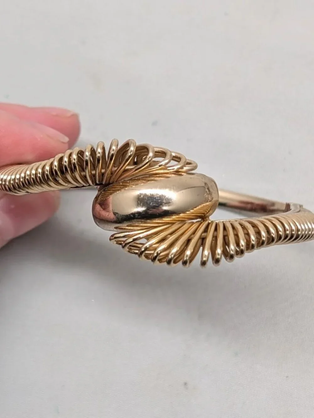 Vintage 1950s Signed Napier Goldtone Spiral Bracelet
